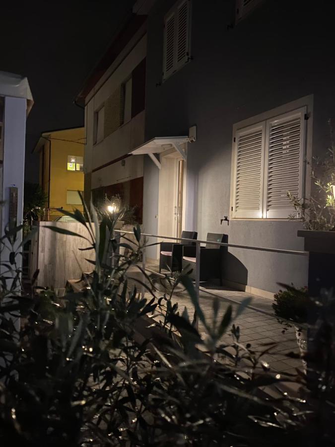 Alcivico3 Panzió Civitanova Marche Kültér fotó
